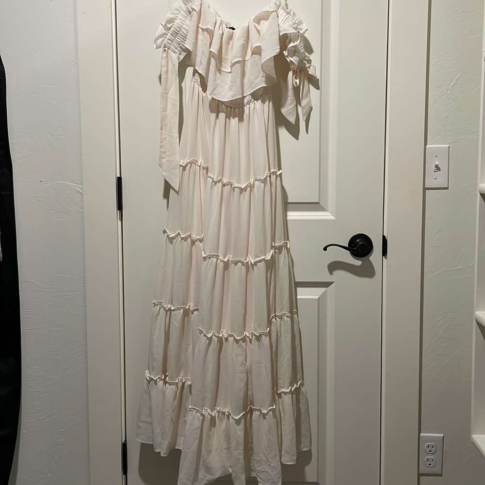 Lulus Maxi dress